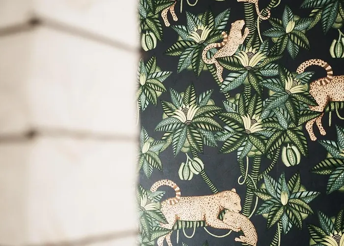 Andrassy Garden In Center Appartement *